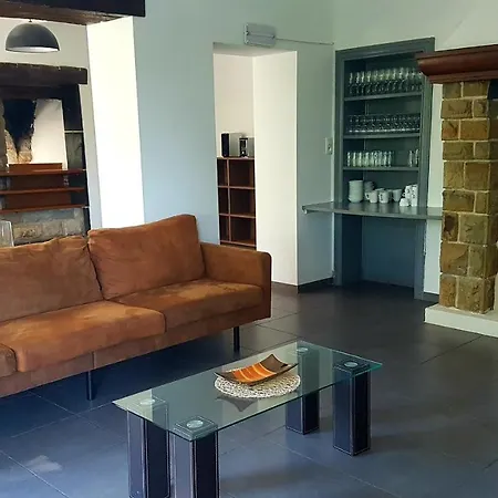 - Un Balcon En Foret Tatil Evi